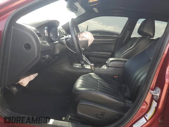 2014 Chrysler 300 S with VIN 2C3CCABG3EH273087, listed as a Copart auction lot 60271485 with 149,323 mi miles and Salvage title. Bid and sale history available at DreamBid. Image 7.