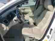 2015 Volvo S60 T5 Drive-E Premier с VIN YV140MFK8F1350796, выставлен на аукционе Copart как лот 81000745 с пробегом 117 885 миль миль и Чистый • Clean title. История ставок и продаж доступна на DreamBid. Изображение 7.