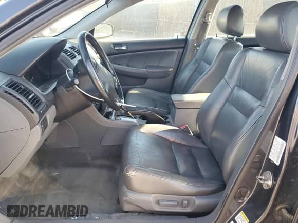 2007 Honda Accord EX-L with VIN 1HGCM56887A039971, listed as a Copart auction lot 86302155 with 206,097 mi miles and Clean title. Bid and sale history available at DreamBid. Image 7.