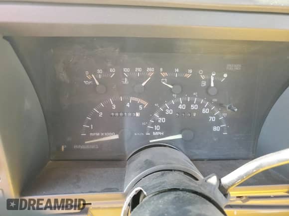 1992 Chevrolet Silverado 1500 с VIN 1GCDC14K4NZ154174, выставлен на аукционе Copart как лот 68468645 с пробегом 188 183 миль миль и Списание • Salvage title. История ставок и продаж доступна на DreamBid. Изображение 9.