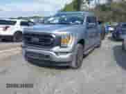2023 Ford F-150 XL z VIN 1FTFW1E58PFB56605, wystawiony jako IAAI lot #43378589 z przebiegiem 57 790 mil mil oraz . Historia ofert i sprzedaży dostępna na DreamBid. Obrazek 2.