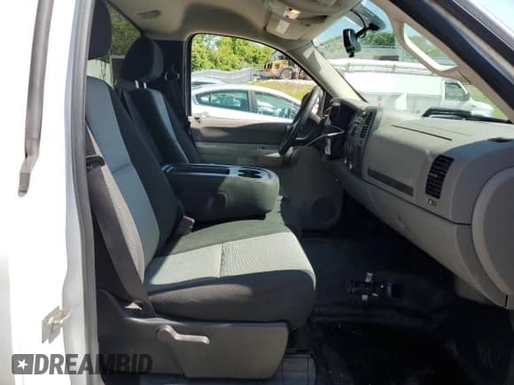 2007 GMC Sierra 1500 Work Truck с VIN 1GTEC14057Z600709, выставлен на аукционе Copart как лот 56129755 с пробегом 123 930 миль миль и Списание • Salvage title. История ставок и продаж доступна на DreamBid. Изображение 10.