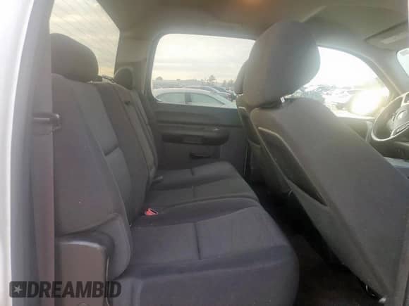 2013 Chevrolet Silverado 2500HD LT с VIN 1GC1KXCG1DF157748, выставлен на аукционе Copart как лот 82367485 с пробегом 153 381 миль миль и Списание • Salvage title. История ставок и продаж доступна на DreamBid. Изображение 10.