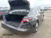 2023 Toyota Camry LE z VIN 4T1C11AKXPU119236, wystawiony jako IAAI lot #43326388 z przebiegiem 23 626 mil mil oraz . Historia ofert i sprzedaży dostępna na DreamBid. Obrazek 19.