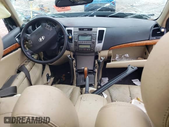 2009 Hyundai Sonata Limited с VIN 5NPEU46F79H530267, выставлен на аукционе Copart как лот 84388515 с пробегом Не указан миль и Списание • Salvage title. История ставок и продаж доступна на DreamBid. Изображение 8.
