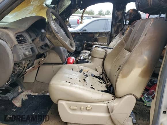 2010 Chevrolet Tahoe LT with VIN 1GNUCBE02AR101364, listed as a Copart auction lot 42566335 with Not provided miles and Salvage title. Bid and sale history available at DreamBid. Image 7.