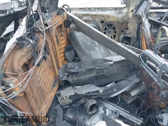 2007 MINI Hardtop с VIN WMWMF335X7TU62659, выставлен на аукционе IAAI как лот 43424534 с пробегом Не указан миль и . История ставок и продаж доступна на DreamBid. Изображение 8.