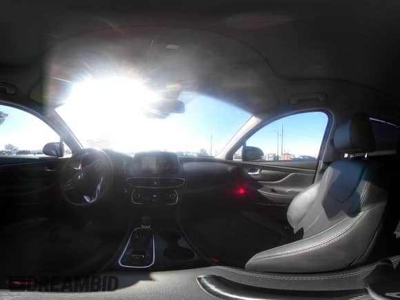 2019 Hyundai Santa Fe Limited z VIN 5NMS53AA0KH079790, wystawiony jako IAAI lot #43324739 z przebiegiem 96 579 mil mil oraz . Historia ofert i sprzedaży dostępna na DreamBid. Obrazek 18.