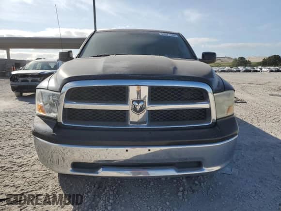 2010 Dodge 1500 ST z VIN 1D7RB1GP1AS138281, wystawiony jako Copart lot #84077744 z przebiegiem 195 272 mil mil oraz Czysty tytuł • Clean title. Historia ofert i sprzedaży dostępna na DreamBid. Obrazek 5.