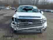 2019 Toyota Tundra SR5 с VIN 5TFAY5F13KX841010, выставлен на аукционе IAAI как лот 41297569 с пробегом 53 169 миль миль и . История ставок и продаж доступна на DreamBid. Изображение 6.