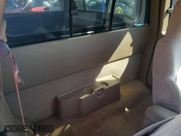 1998 Chevrolet S-10 LS with VIN 1GCDT19X3W8233475, listed as a Copart auction lot 73355824 with 211,954 mi miles and Salvage title. Bid and sale history available at DreamBid. Image 10.