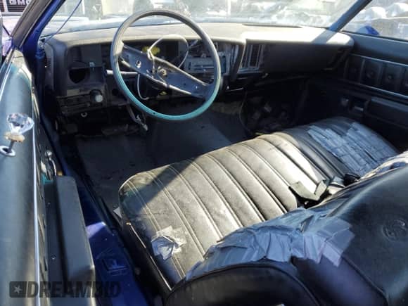 1977 Chevrolet Malibu с VIN 1D37L7Z468916, выставлен на аукционе Copart как лот 78491243 с пробегом Не указан миль и На запчасти • Non repairable. История ставок и продаж доступна на DreamBid. Изображение 8.