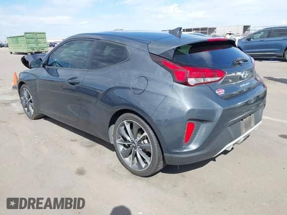 2019 Hyundai Veloster 2.0 с VIN KMHTG6AF0KU015328, выставлен на аукционе IAAI как лот 43406988 с пробегом 61 664 миль миль и . История ставок и продаж доступна на DreamBid. Изображение 3.