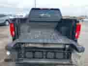 2024 GMC Sierra 1500 SLT с VIN 3GTUUDEDXRG419815, выставлен на аукционе IAAI как лот 43256565 с пробегом 15 975 миль миль и . История ставок и продаж доступна на DreamBid. Изображение 18.