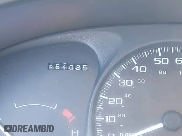 1997 Chevrolet Venture с VIN 1GNDX03E9VD247867, выставлен на аукционе IAAI как лот 41585800 с пробегом 251 025 миль миль и . История ставок и продаж доступна на DreamBid. Изображение 15.