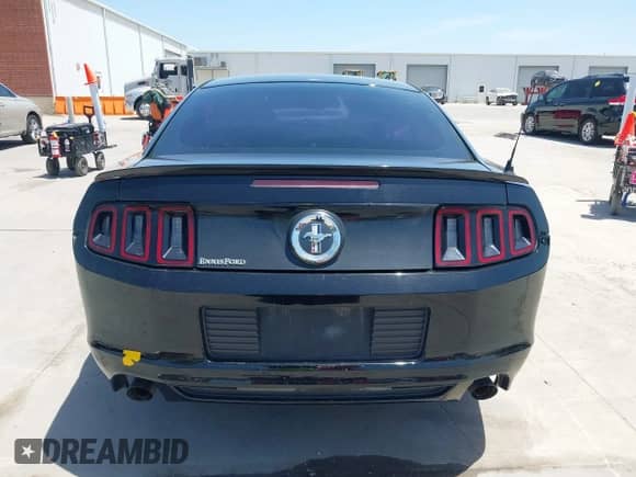 2014 Ford Mustang Premium с VIN 1ZVBP8AM9E5295367, выставлен на аукционе IAAI как лот 42876557 с пробегом 108 180 миль миль и . История ставок и продаж доступна на DreamBid. Изображение 16.