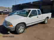 1998 Chevrolet S-10 LS с VIN 1GCDT19X8W8157817, выставлен на аукционе Copart как лот 52966545 с пробегом 189 606 миль миль и Чистый • Clean title. История ставок и продаж доступна на DreamBid. Изображение 1.