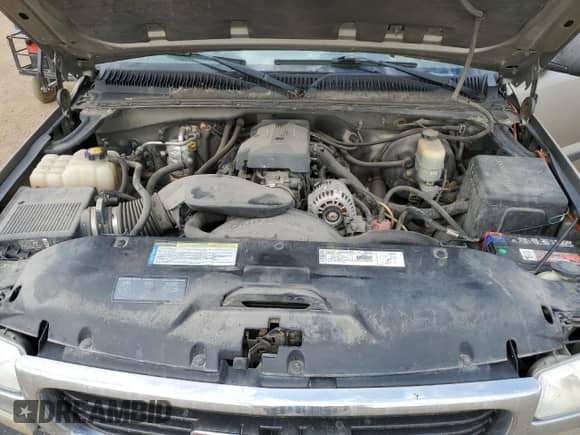 2000 GMC Sierra 1500 SLE with VIN 1GTEC19T6YZ278182, listed as a Copart auction lot 80533585 with 399,715 mi miles and Salvage title. Bid and sale history available at DreamBid. Image 11.