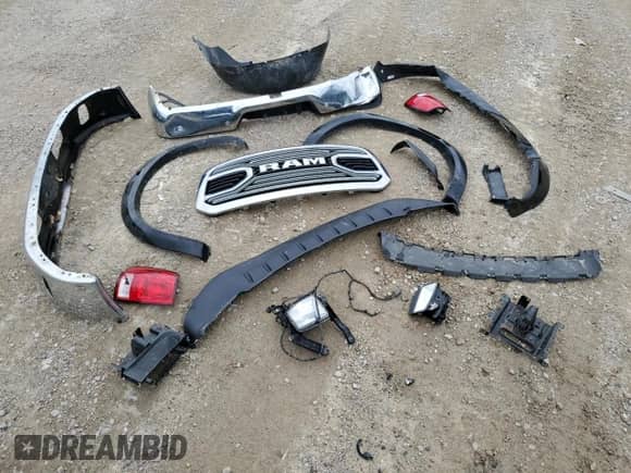 2015 Ram 1500 Big Horn with VIN 1C6RR7LGXFS549398, listed as a Copart auction lot 67544675 with 163,664 mi miles and Clean title. Bid and sale history available at DreamBid. Image 12.