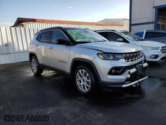 2025 Jeep Compass Limited с VIN 3C4NJDCN7ST506996, выставлен на аукционе Copart как лот 81593965 с пробегом 29 585 миль миль и Списание • Salvage title. История ставок и продаж доступна на DreamBid. Изображение 4.