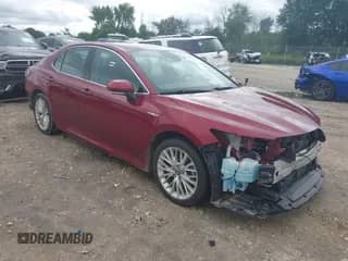 2020 Toyota Camry Hybrid XLE with VIN 4T1F31AK9LU531648, listed as a IAAI auction lot 43037086 with 140,160 mi miles and . Bid and sale history available at DreamBid. Image 1.