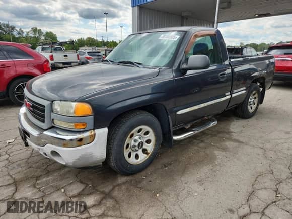 2005 GMC Sierra 1500 Work Truck с VIN 1GTEC14X95Z280000, выставлен на аукционе Copart как лот 70188805 с пробегом Не указан миль и Чистый • Clean title. История ставок и продаж доступна на DreamBid. Изображение 1.