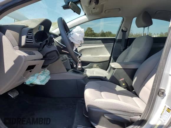 2020 Hyundai Elantra SE с VIN KMHD74LF3LU083338, выставлен на аукционе Copart как лот 80853995 с пробегом 27 351 миль миль и Списание • Salvage title. История ставок и продаж доступна на DreamBid. Изображение 7.