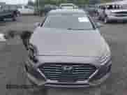 2019 Hyundai Sonata SE с VIN 5NPE24AF2KH765467, выставлен на аукционе IAAI как лот 43223898 с пробегом 217 195 миль миль и . История ставок и продаж доступна на DreamBid. Изображение 12.