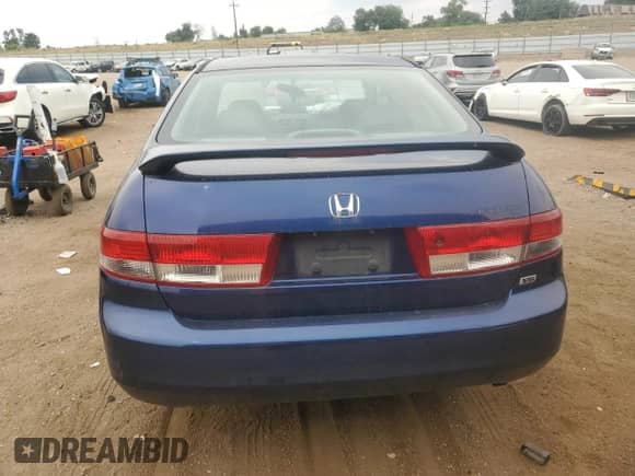 2003 Honda Accord EX с VIN 1HGCM66523A099394, выставлен на аукционе Copart как лот 69144855 с пробегом 262 898 миль миль и Списание • Salvage title. История ставок и продаж доступна на DreamBid. Изображение 6.