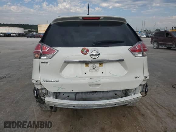2016 Nissan Rogue SV с VIN KNMAT2MTXGP640276, выставлен на аукционе Copart как лот 66713325 с пробегом 86 297 миль миль и Списание • Salvage title. История ставок и продаж доступна на DreamBid. Изображение 6.
