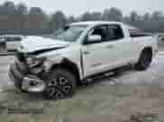 2016 Toyota Tundra Limited z VIN 5TFBY5F1XGX581491, wystawiony jako Copart lot #85763224 z przebiegiem Nie podano mil oraz Szkoda całkowita • Salvage title. Historia ofert i sprzedaży dostępna na DreamBid. Obrazek 1.