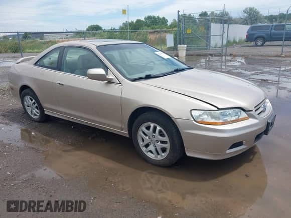 2002 Honda Accord EX с VIN 1HGCG22532A018701, выставлен на аукционе IAAI как лот 42568304 с пробегом 91 445 миль миль и . История ставок и продаж доступна на DreamBid. Изображение 1.