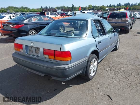 1992 Honda Accord с VIN 1HGCB7647NA167100, выставлен на аукционе IAAI как лот 42107040 с пробегом 246 141 миль миль и . История ставок и продаж доступна на DreamBid. Изображение 4.
