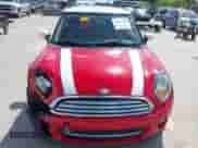 2012 MINI Hardtop with VIN WMWSU3C52CT542027, listed as a IAAI auction lot 42572780 with 122,496 mi miles and . Bid and sale history available at DreamBid. Image 13.