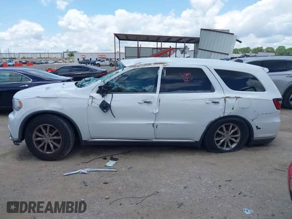 2017 Dodge Durango SXT with VIN 1C4RDHAG6HC805887, listed as a IAAI auction lot 42323043 with Not provided miles and . Bid and sale history available at DreamBid. Image 13.