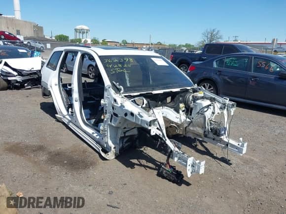 2018 Jeep Grand Cherokee SRT с VIN 1C4RJFDJ5JC432402, выставлен на аукционе IAAI как лот 42150459 с пробегом 73 771 миль миль и . История ставок и продаж доступна на DreamBid. Изображение 1.