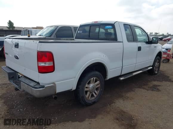 2005 Ford F-150 XLT с VIN 1FTPX12505KD25316, выставлен на аукционе IAAI как лот 43362722 с пробегом 212 134 миль миль и . История ставок и продаж доступна на DreamBid. Изображение 4.