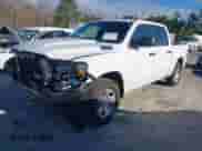 2023 Ram 1500 Tradesman z VIN 1C6SRFGT4PN652688, wystawiony jako IAAI lot #41714908 z przebiegiem 18 798 mil mil oraz . Historia ofert i sprzedaży dostępna na DreamBid. Obrazek 2.