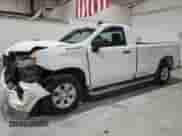 2024 Chevrolet Silverado 1500 Work Truck z VIN 3GCNAAED7RG396554, wystawiony jako Copart lot #84644565 z przebiegiem 12 772 mil mil oraz Czysty tytuł • Clean title. Historia ofert i sprzedaży dostępna na DreamBid. Obrazek 1.