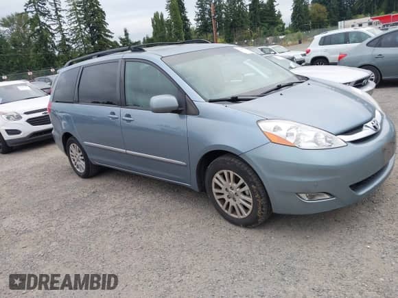 2010 Toyota Sienna XLE с VIN 5TDYK4CC7AS311871, выставлен на аукционе IAAI как лот 43043935 с пробегом 203 652 миль миль и . История ставок и продаж доступна на DreamBid. Изображение 1.