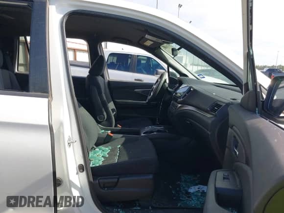 2021 Honda Passport Sport z VIN 5FNYF7H25MB000793, wystawiony jako IAAI lot #41350844 z przebiegiem 54 958 mil mil oraz . Historia ofert i sprzedaży dostępna na DreamBid. Obrazek 5.