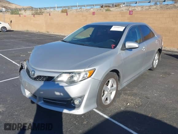 2013 Toyota Camry SE с VIN 4T1BF1FK8DU204335, выставлен на аукционе IAAI как лот 43560522 с пробегом 168 061 миль миль и . История ставок и продаж доступна на DreamBid. Изображение 18.