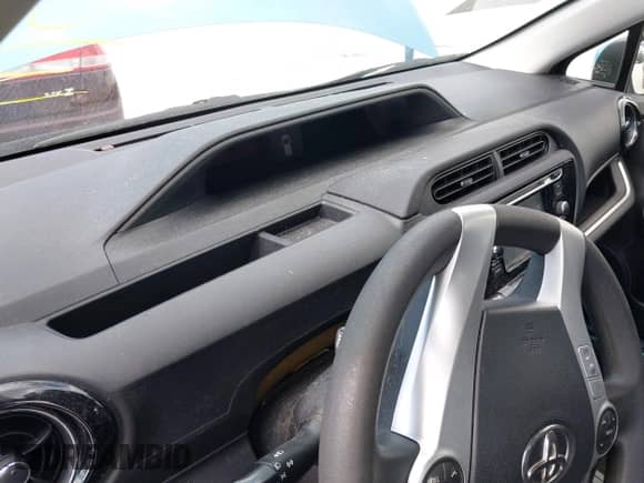 2015 Toyota Prius One z VIN JTDKDTB38F1110142, wystawiony jako IAAI lot #43032276 z przebiegiem Nie podano mil oraz . Historia ofert i sprzedaży dostępna na DreamBid. Obrazek 14.