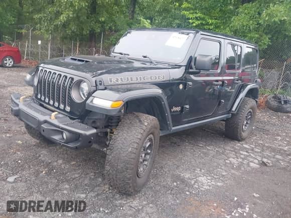 2021 Jeep Wrangler Unlimited Rubicon 392 with VIN 1C4JJXSJ3MW699790, listed as a IAAI auction lot 42328477 with 12,170 mi miles and . Bid and sale history available at DreamBid. Image 17.