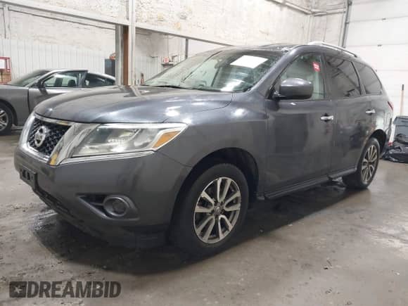 2013 Nissan Pathfinder SL with VIN 5N1AR2MM9DC663800, listed as a IAAI auction lot 42899588 with 215,442 mi miles and . Bid and sale history available at DreamBid. Image 2.