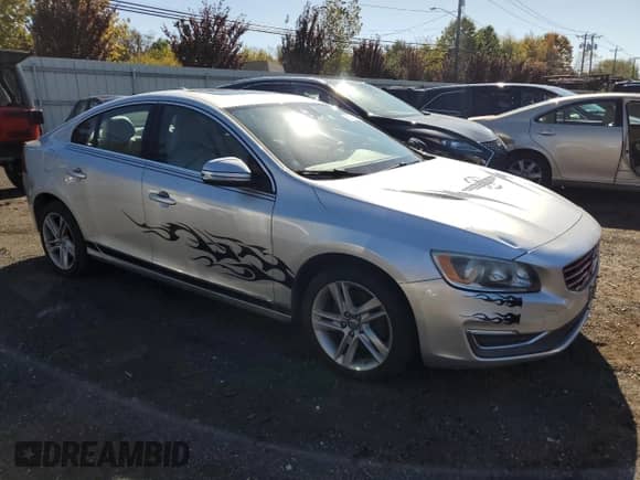 2014 Volvo S60 T5 с VIN YV1612FS8E2277335, выставлен на аукционе Copart как лот 86211235 с пробегом 157 215 миль миль и Чистый • Clean title. История ставок и продаж доступна на DreamBid. Изображение 4.