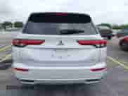 2023 Mitsubishi Outlander SE z VIN JA4J3UA88PZ060230, wystawiony jako IAAI lot #42748367 z przebiegiem 36 704 mil mil oraz . Historia ofert i sprzedaży dostępna na DreamBid. Obrazek 17.