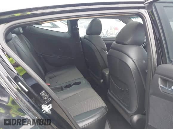 2015 Hyundai Veloster with VIN KMHTC6AD4FU240867, listed as a IAAI auction lot 42887164 with 94,620 mi miles and . Bid and sale history available at DreamBid. Image 8.