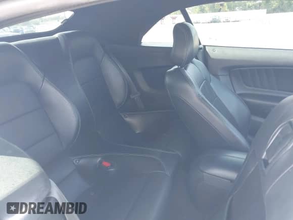 2022 Ford Mustang EcoBoost z VIN 1FATP8UH1N5101555, wystawiony jako IAAI lot #43112342 z przebiegiem 78 253 mil mil oraz . Historia ofert i sprzedaży dostępna na DreamBid. Obrazek 8.