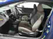 2013 Hyundai Elantra SE z VIN KMHDH6AE0DU013347, wystawiony jako Copart lot #69381765 z przebiegiem 106 879 mil mil oraz Szkoda całkowita • Salvage title. Historia ofert i sprzedaży dostępna na DreamBid. Obrazek 7.